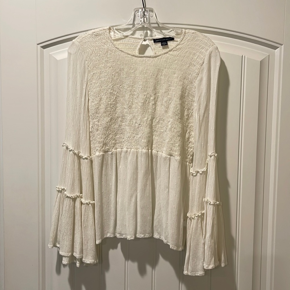 AE Blouse in creamy off white